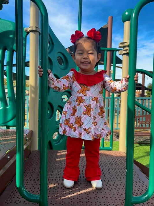 Red Gingerbread Ruffles