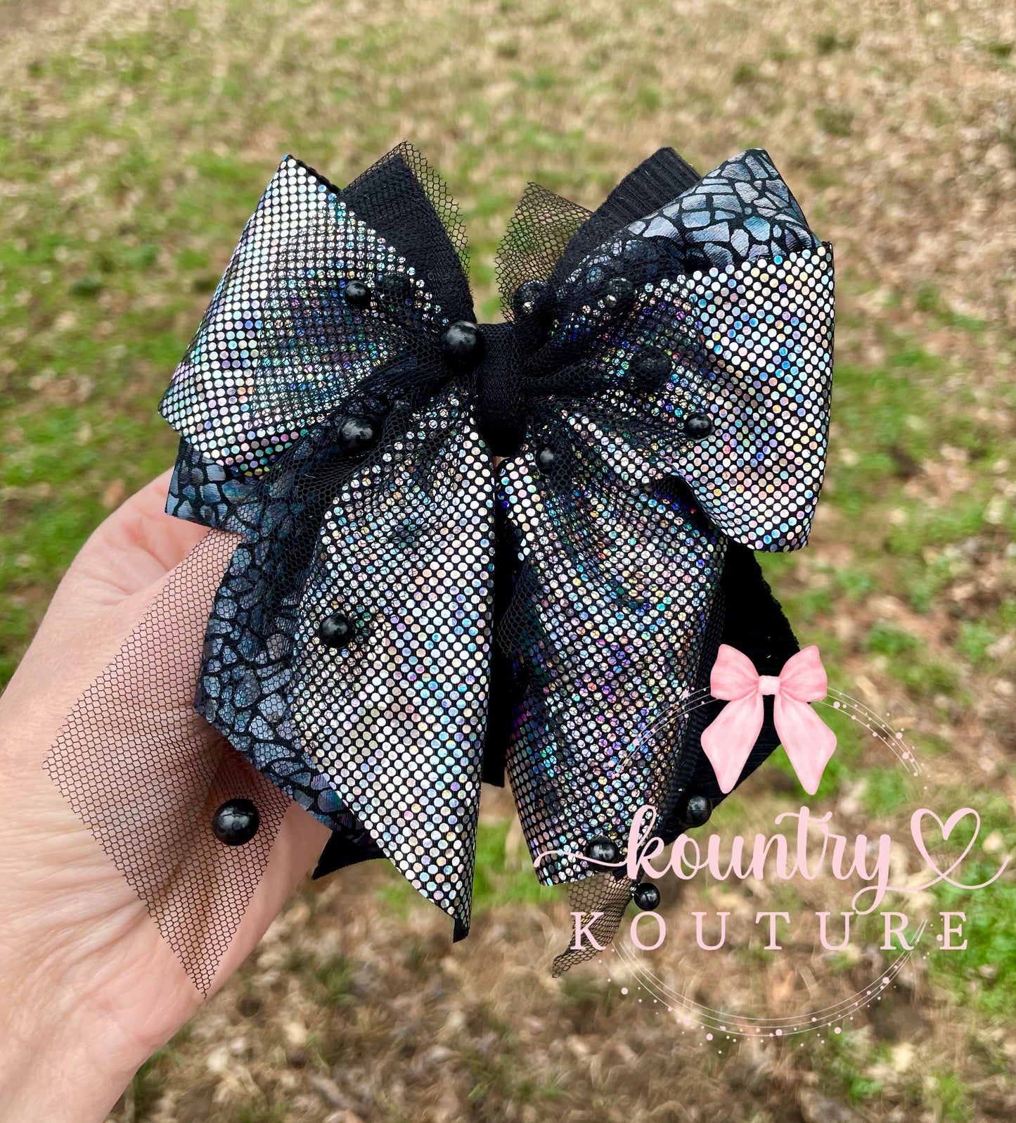 Black Lucy Bow